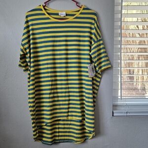 🔴 3 FOR $10 DEAL NWT LuLaRoe Shirt